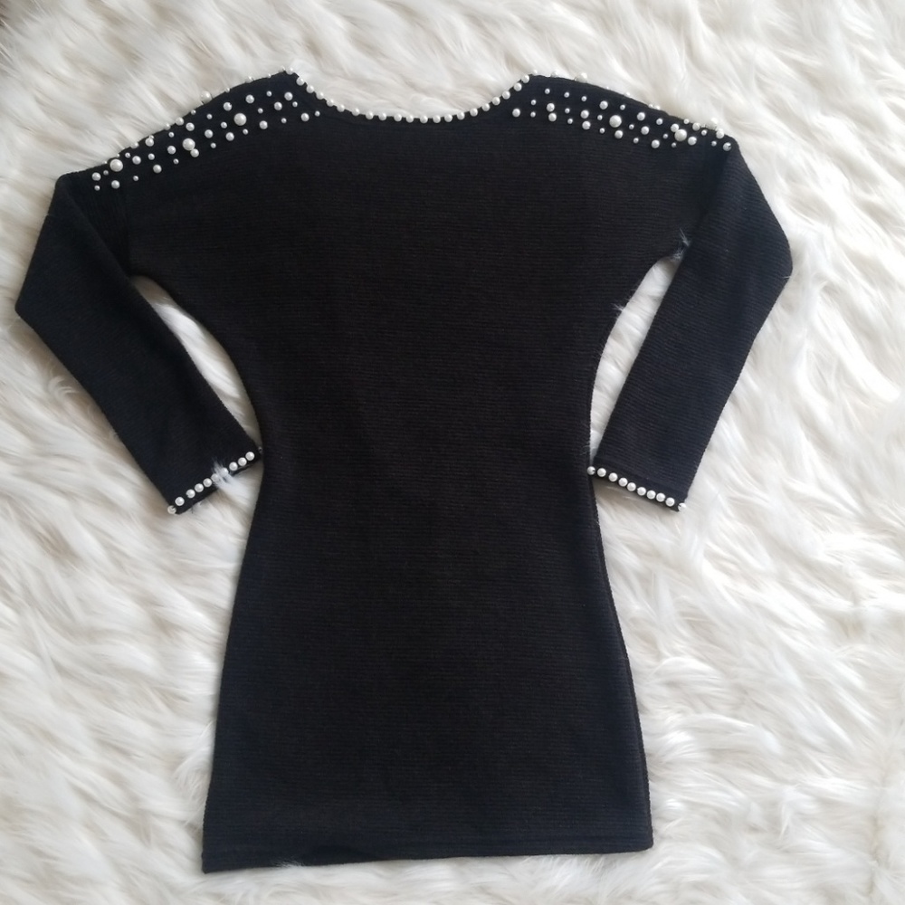 Dress - Picture 3 of 5